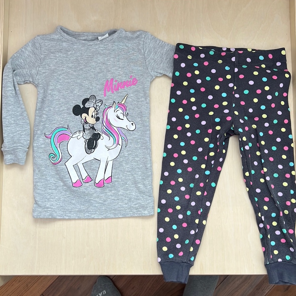 Disney Minnie Mouse pajamas size 2t